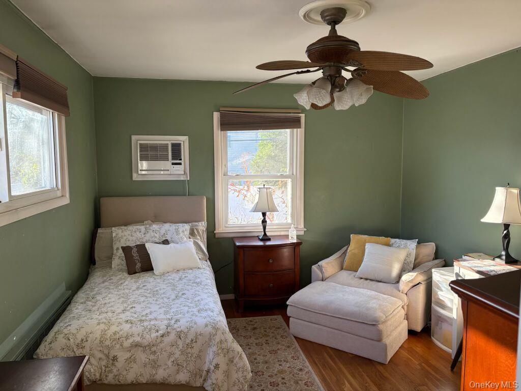 Seaford, New York, 11783, United States, 3 Bedrooms Bedrooms, ,2 BathroomsBathrooms,Residential,For Sale,2014002