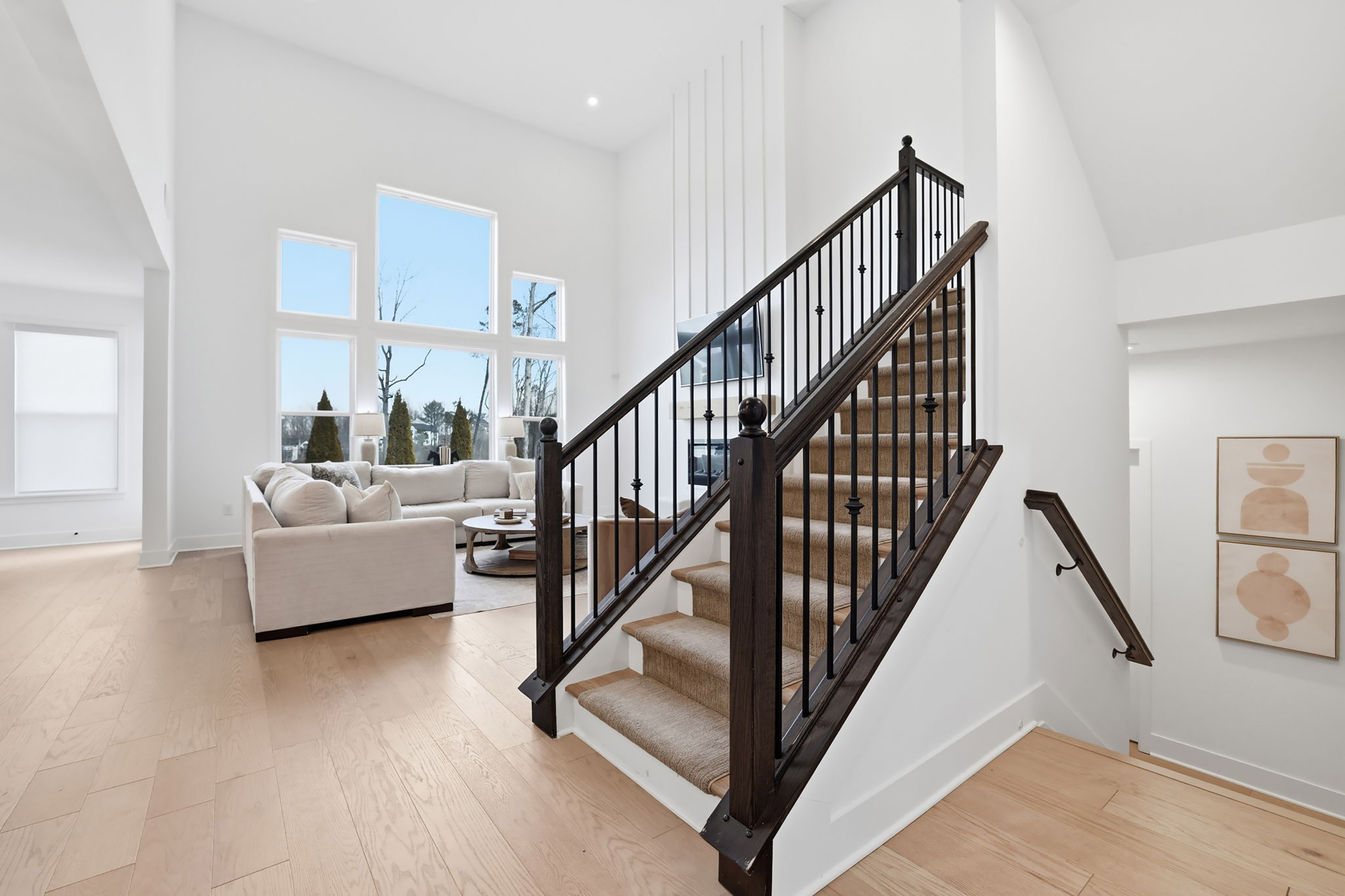  Stunning White Brick Modern Farmhouse Blends Timeless Charm with Elevated Design - 物件實景