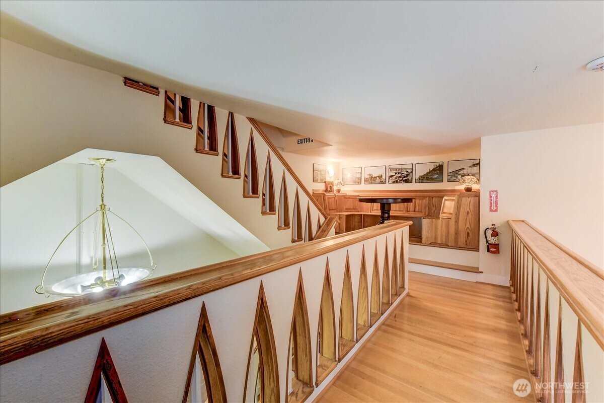 Sumner, Washington, 98390, United States, 4 Bedrooms Bedrooms, ,3 BathroomsBathrooms,Residential,For Sale,1992043