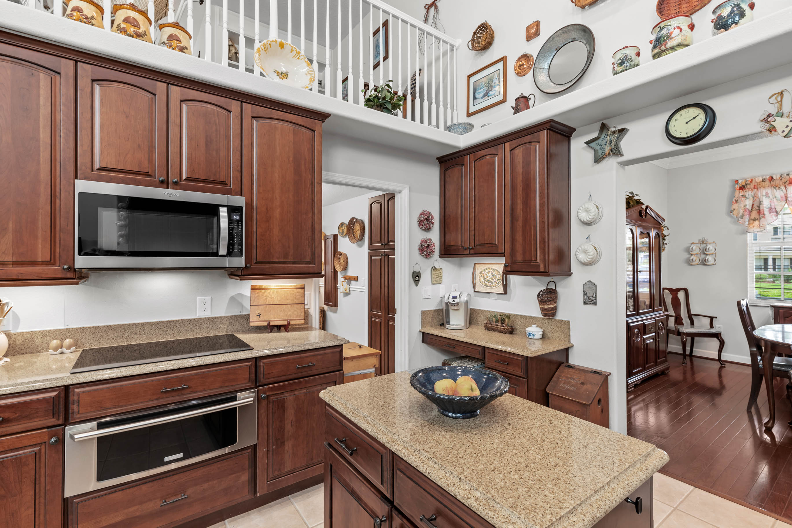 Eustis, Florida, 32736, United States, 3 Bedrooms Bedrooms, ,4 BathroomsBathrooms,Residential,For Sale,2013226