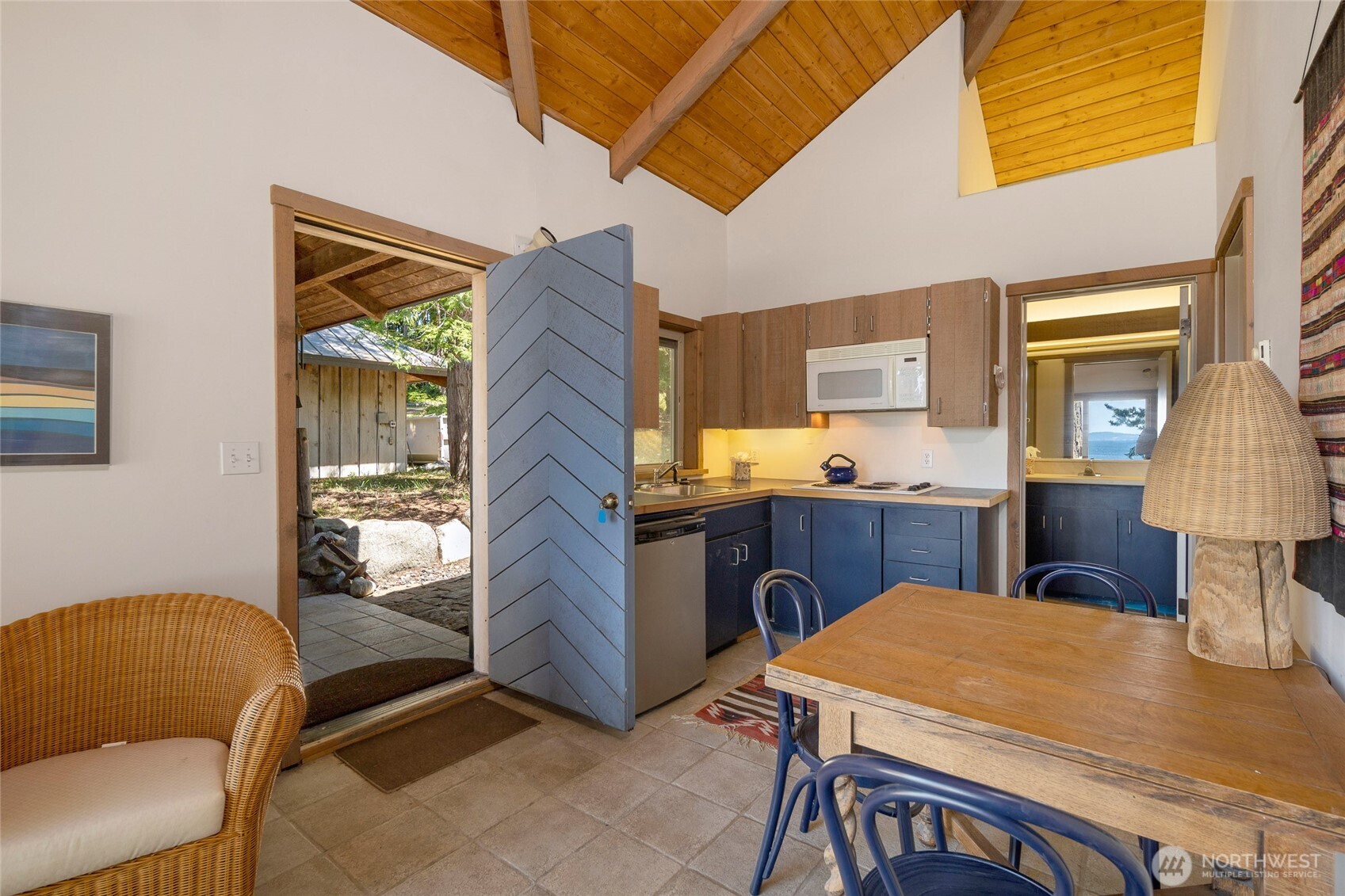 Henry Island, Washington, 98250, United States, 4 Bedrooms Bedrooms, ,1 BathroomBathrooms,Residential,For Sale,1988097