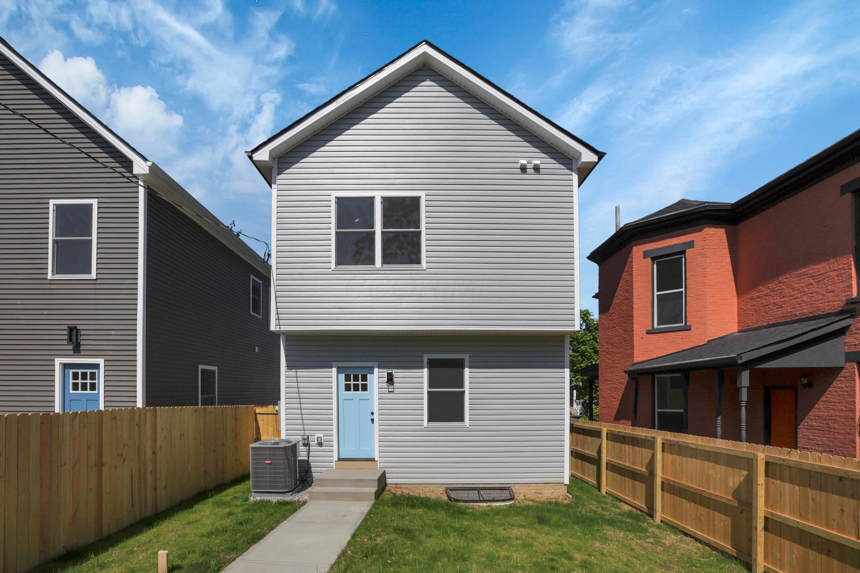 Columbus, Ohio, 43203, United States, 4 Bedrooms Bedrooms, ,4 BathroomsBathrooms,Residential,For Sale,2048035