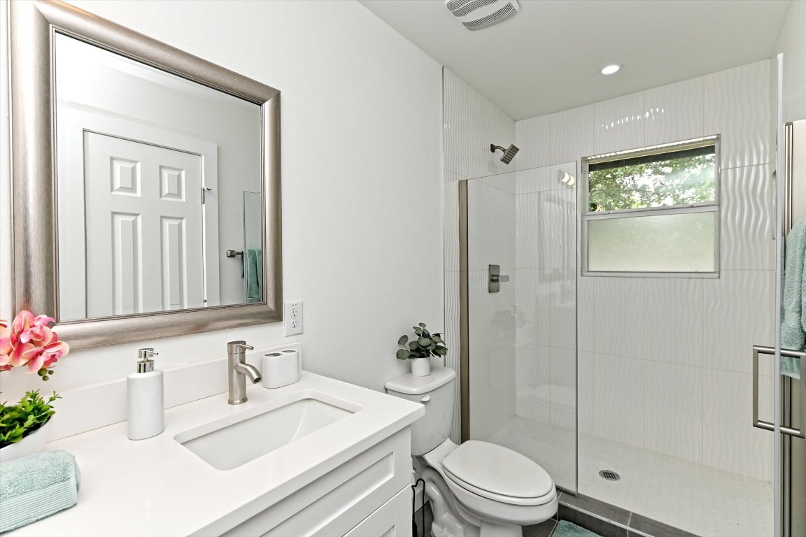 Austin, Texas, 78745, United States, 3 Bedrooms Bedrooms, ,2 BathroomsBathrooms,Residential,For Sale,1778818
