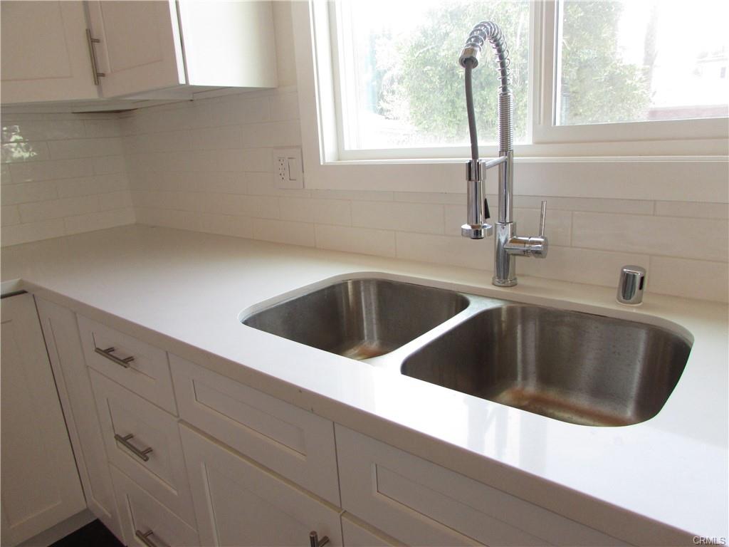 Compton, California, 90221, United States, 3 Bedrooms Bedrooms, ,1 BathroomBathrooms,Residential,For Sale,1904243
