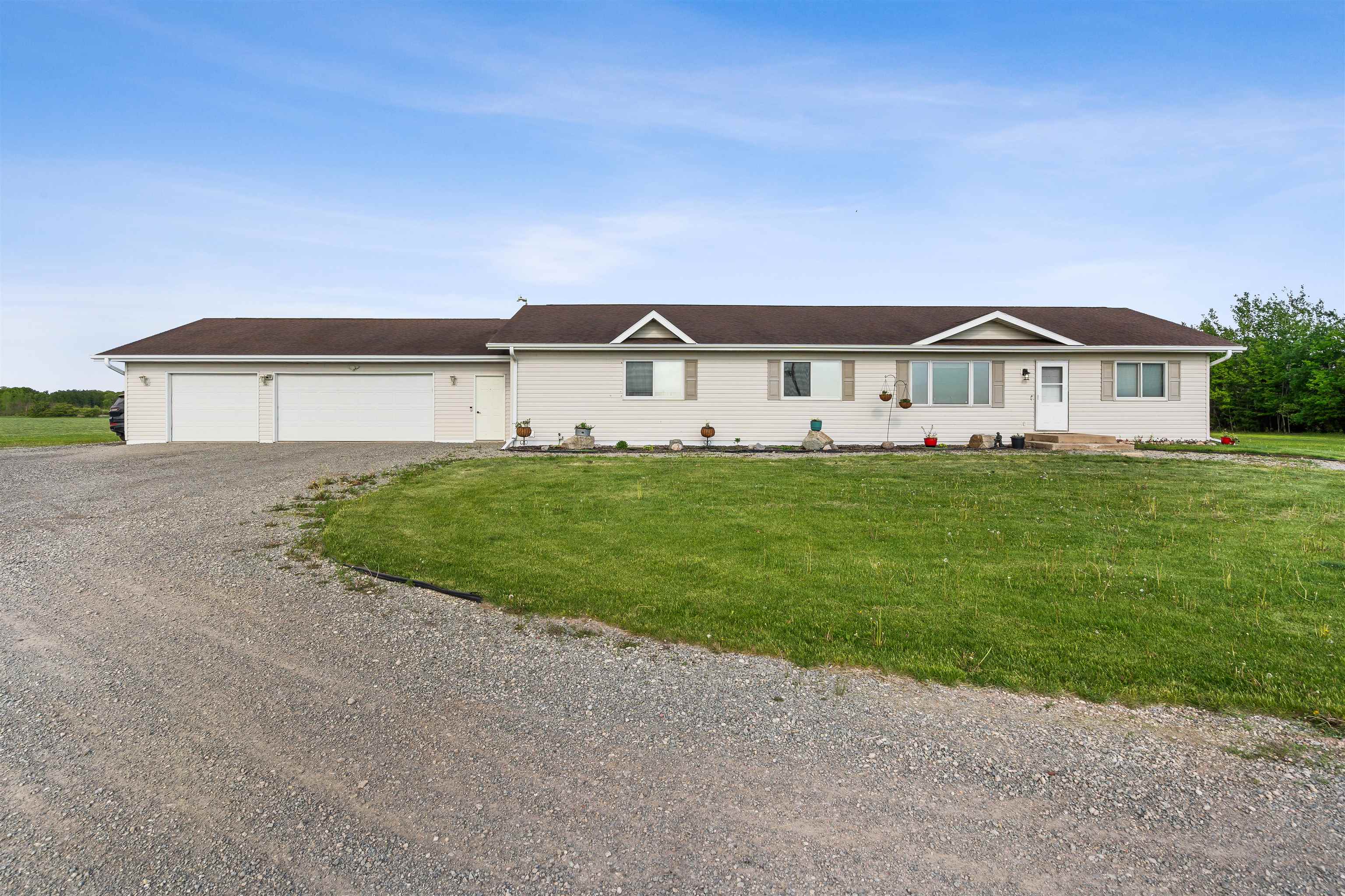 De Pere, Wisconsin, 54115-9006, United States, 4 Bedrooms Bedrooms, ,3 BathroomsBathrooms,Residential,For Sale,2048698