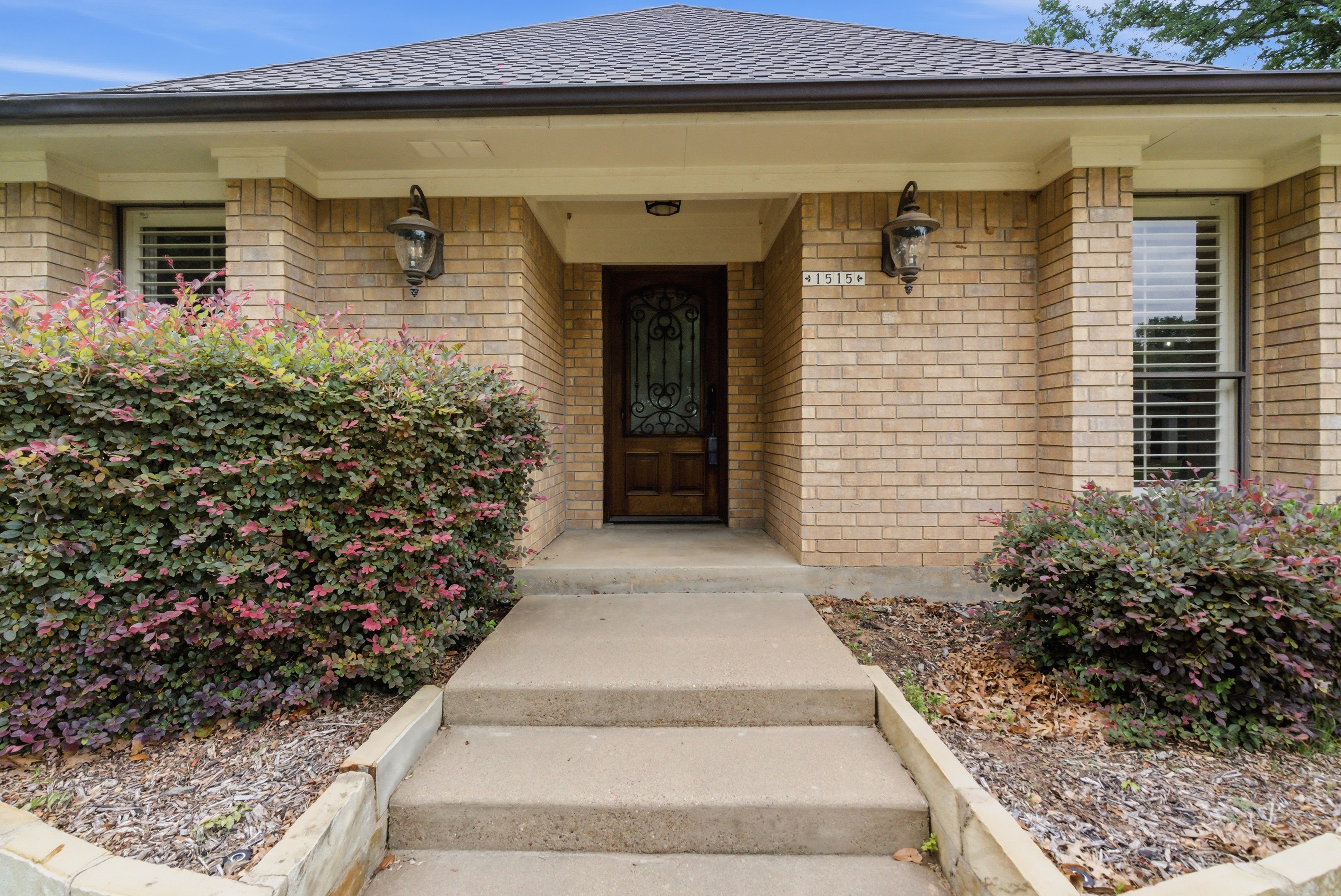  1515 Oak Forest Drive, Graham, TX, 76450 - 物件實景