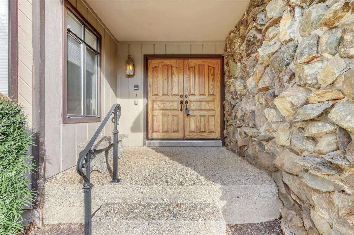 Grass Valley, California, 95949, United States, 3 Bedrooms Bedrooms, ,3 BathroomsBathrooms,Residential,For Sale,1990483