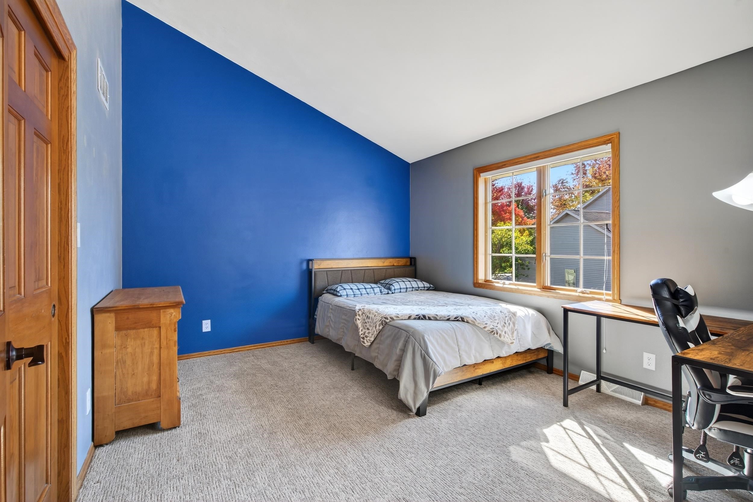 Appleton, Wisconsin, 54913, United States, 3 Bedrooms Bedrooms, ,3 BathroomsBathrooms,Residential,For Sale,1976936