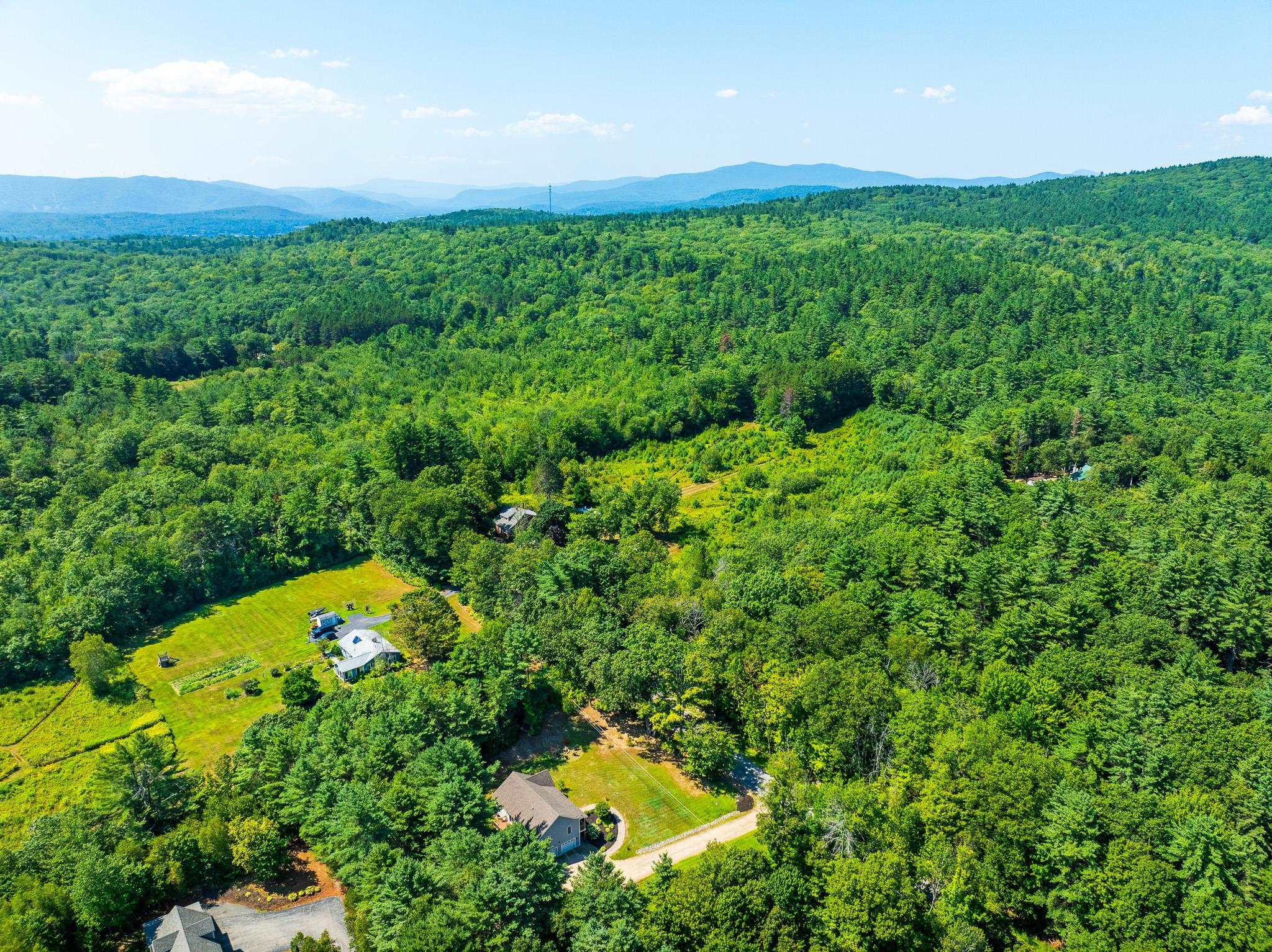 Holderness, New Hampshire, 03245, United States, 3 Bedrooms Bedrooms, ,2 BathroomsBathrooms,Residential,For Sale,1918284