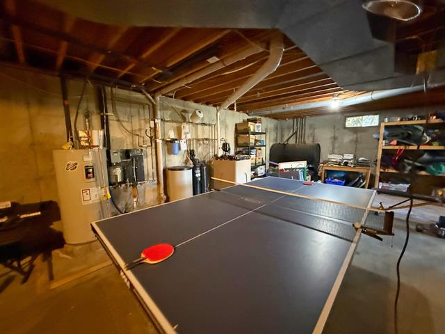 Bow, New Hampshire, 03304, United States, 3 Bedrooms Bedrooms, ,1 BathroomBathrooms,Residential,For Sale,1974314