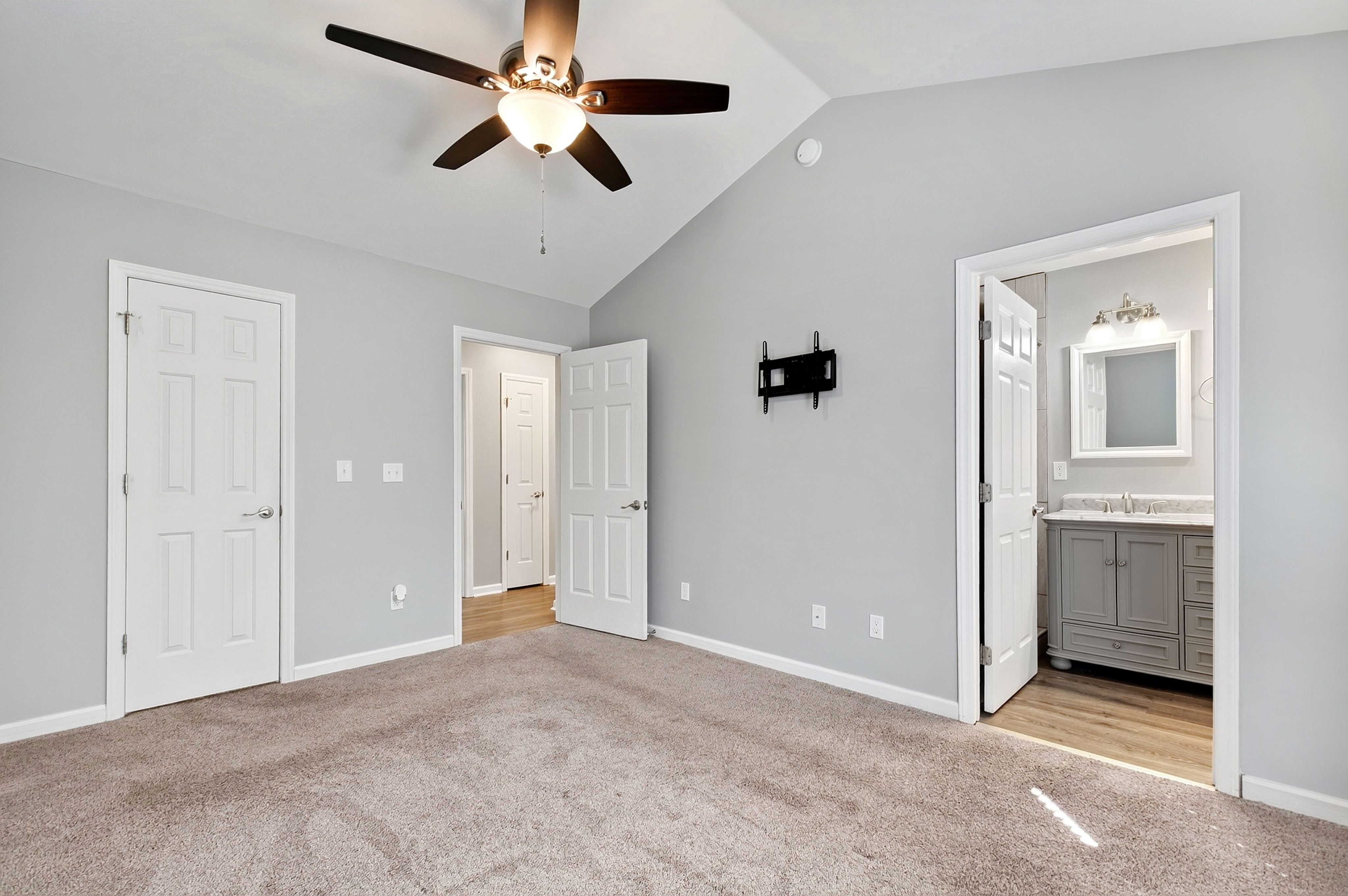  25 Beaver Ridge Drive, Youngsville, NC 27596 - 物件實景