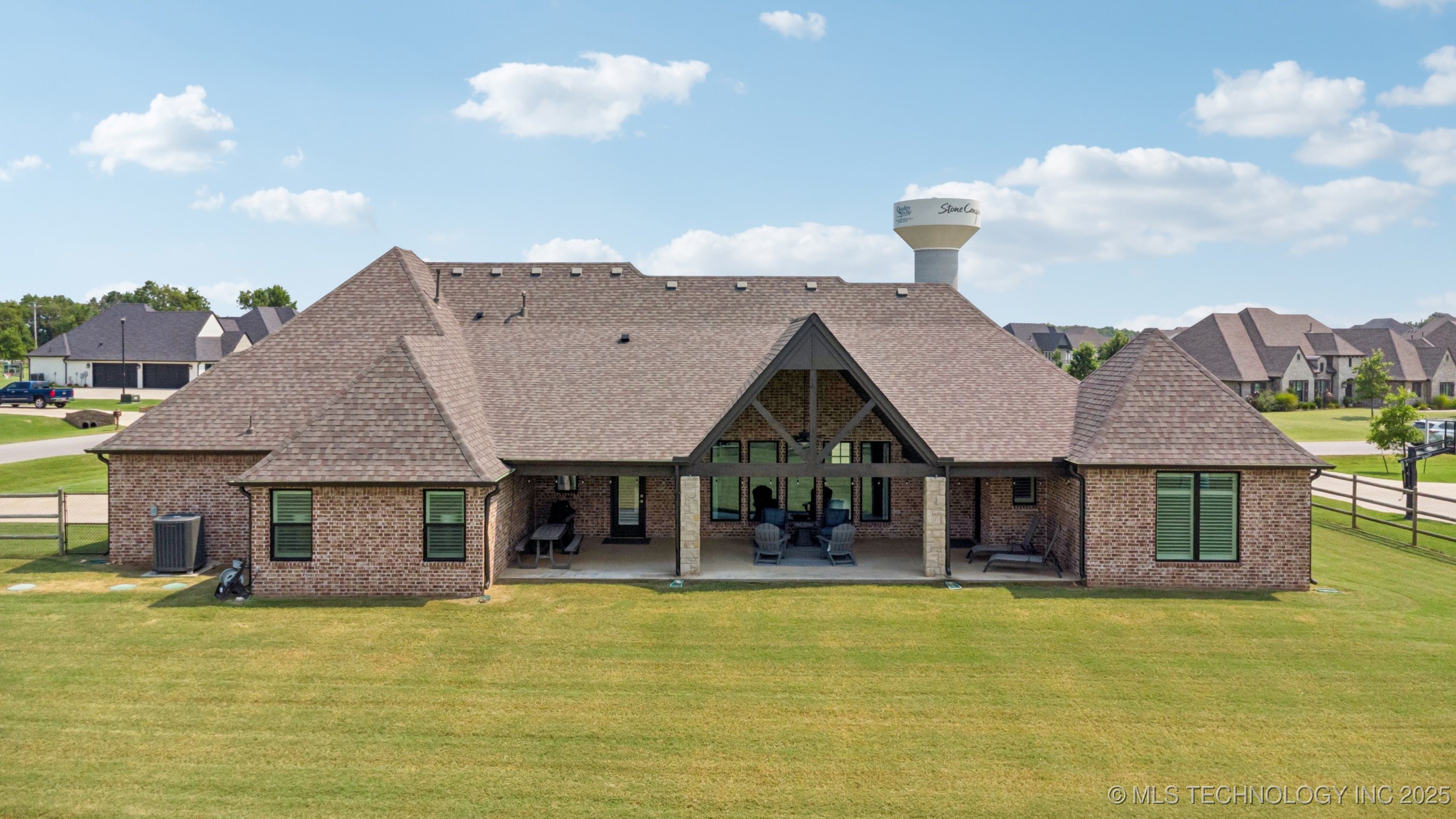 Owasso, Oklahoma, 74055, United States, 4 Bedrooms Bedrooms, ,4 BathroomsBathrooms,Residential,For Sale,1964106