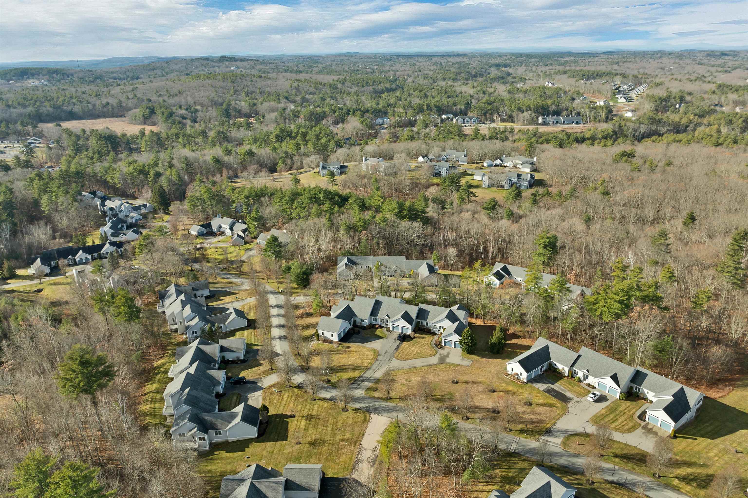 Windham, New Hampshire, 03087, United States, 2 Bedrooms Bedrooms, ,1 BathroomBathrooms,Residential,For Sale,2001835