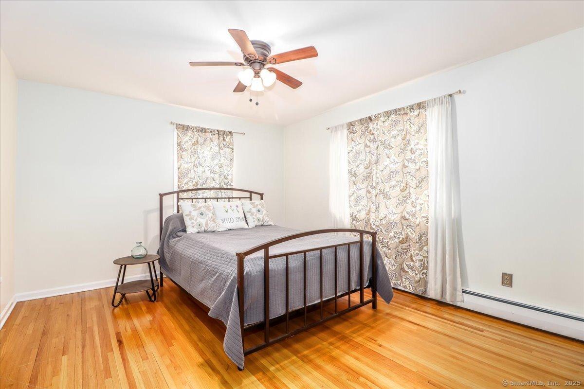 Trumbull, Connecticut, 06611, United States, 4 Bedrooms Bedrooms, ,3 BathroomsBathrooms,Residential,For Sale,1935894