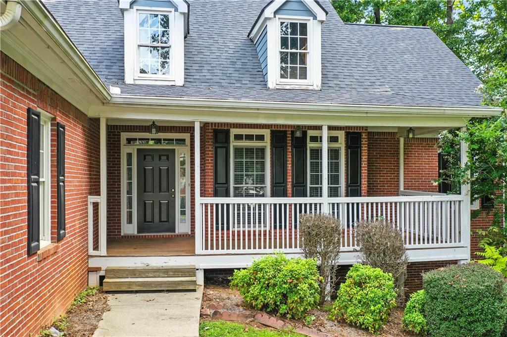 Suwanee, Georgia, 30024, United States, 3 Bedrooms Bedrooms, ,2 BathroomsBathrooms,Residential,For Sale,1932939