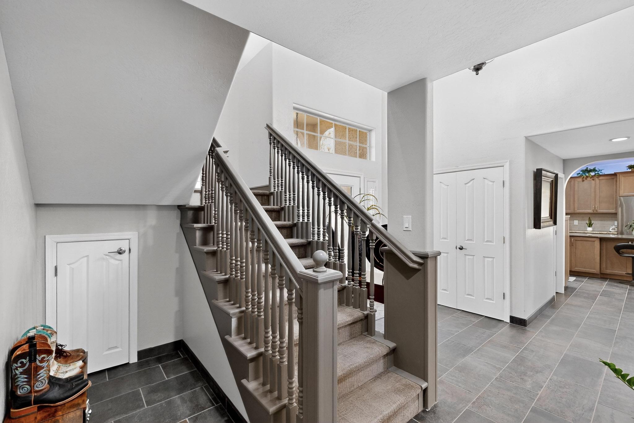 Albuquerque, New Mexico, 87122, United States, 4 Bedrooms Bedrooms, ,3 BathroomsBathrooms,Residential,For Sale,1914202