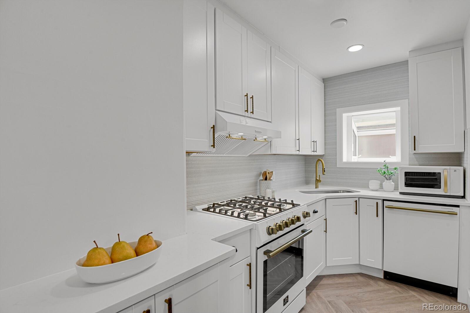 Denver, Colorado, 80220, United States, 4 Bedrooms Bedrooms, ,Residential,For Sale,1929138