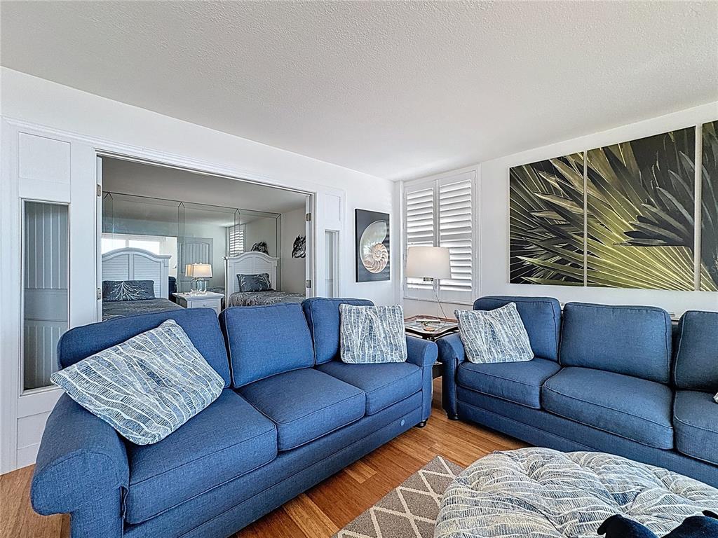 Venice, Florida, 34285, United States, 2 Bedrooms Bedrooms, ,2 BathroomsBathrooms,Residential,For Sale,1999617