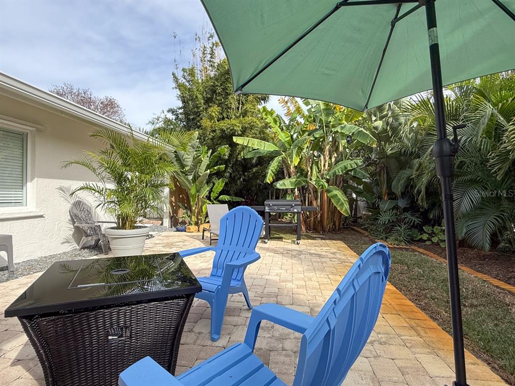 Sarasota, Florida, 34239, United States, 3 Bedrooms Bedrooms, ,2 BathroomsBathrooms,Residential,For Sale,1991192