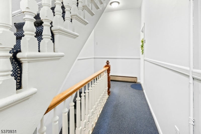 Jersey City, New Jersey, 07302, United States, 1 Bedroom Bedrooms, ,2 BathroomsBathrooms,Residential,For Sale,1942665