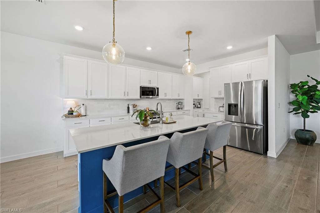 Fort Myers, Florida, 33913, United States, 4 Bedrooms Bedrooms, ,3 BathroomsBathrooms,Residential,For Sale,1988149