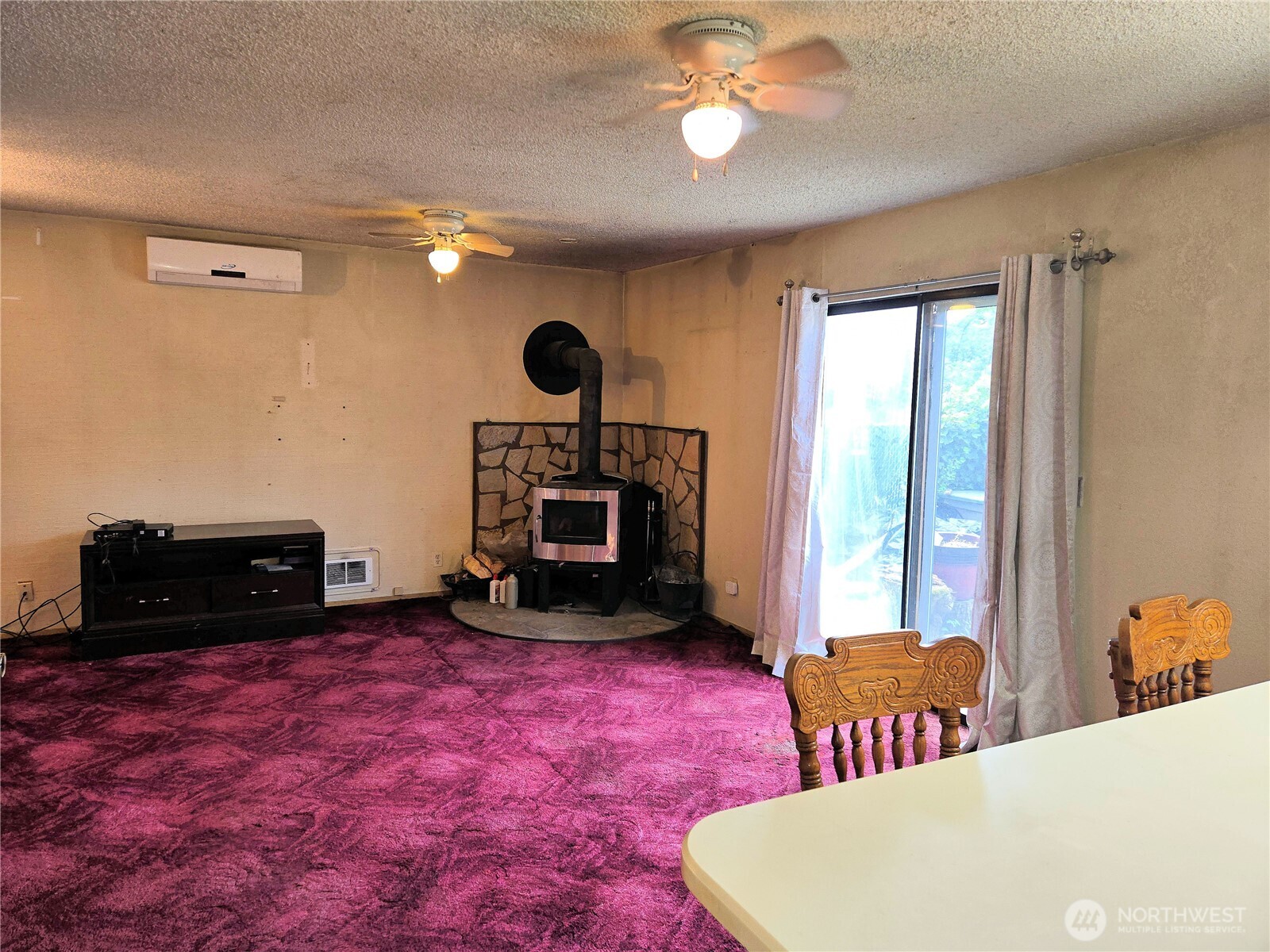 Auburn, Washington, 98001, United States, 3 Bedrooms Bedrooms, ,3 BathroomsBathrooms,Residential,For Sale,1804048