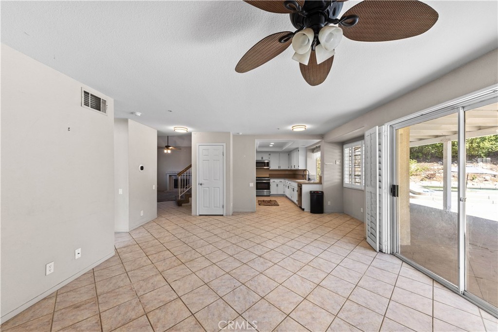 Highland, California, 92346, United States, 4 Bedrooms Bedrooms, ,3 BathroomsBathrooms,Residential,For Sale,1930729