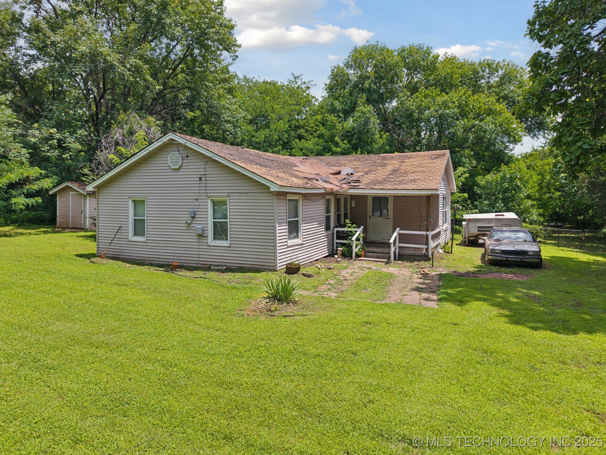 Tulsa, Oklahoma, 74132, United States, ,Residential,For Sale,1885174