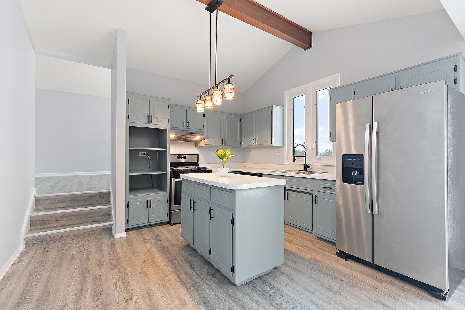 Orland Park, Illinois, 60467, United States, 4 Bedrooms Bedrooms, ,3 BathroomsBathrooms,Residential,For Sale,2000619