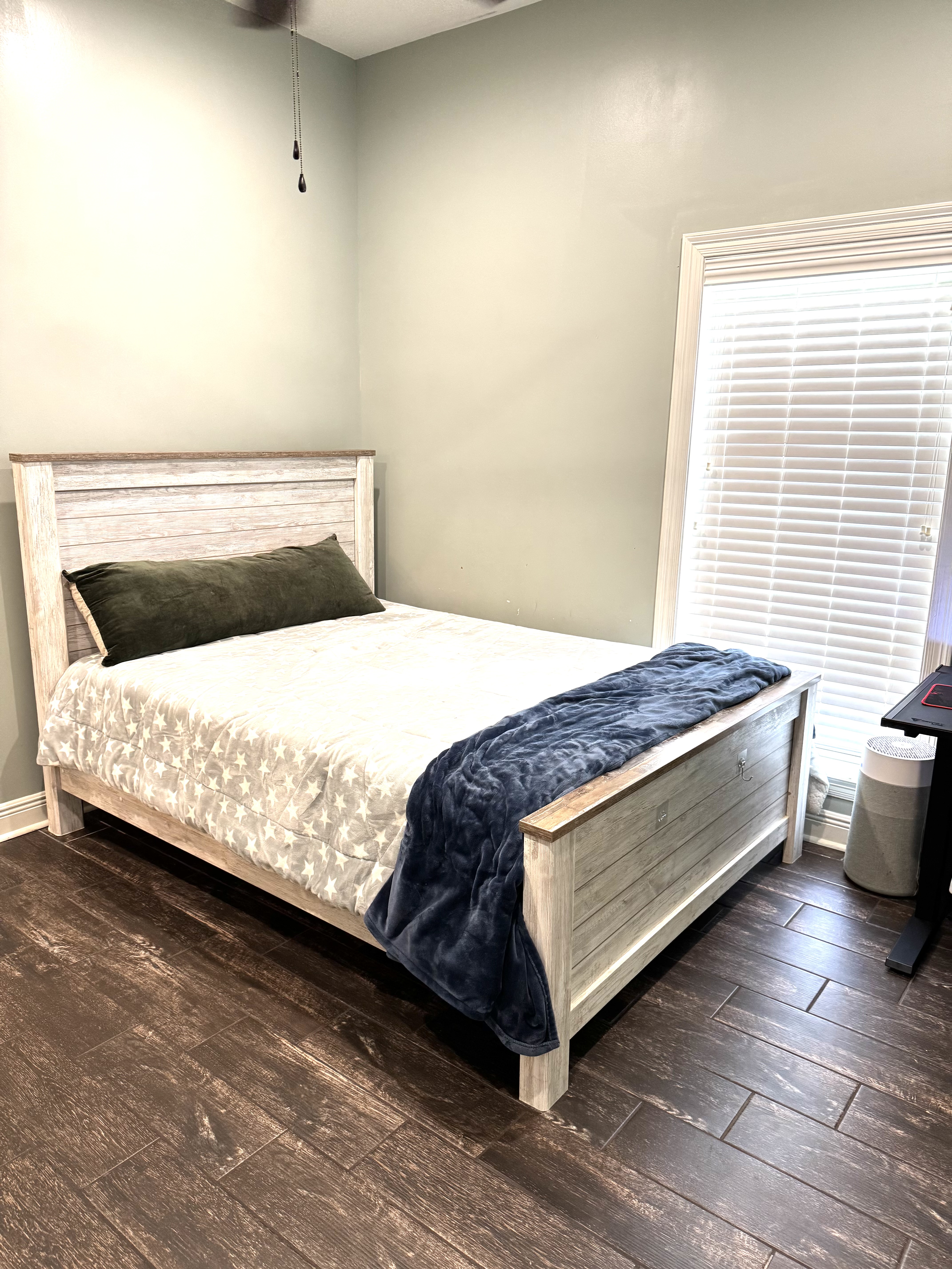 Iowa, Louisiana, 70647, United States, 4 Bedrooms Bedrooms, ,4 BathroomsBathrooms,Residential,For Sale,1981878