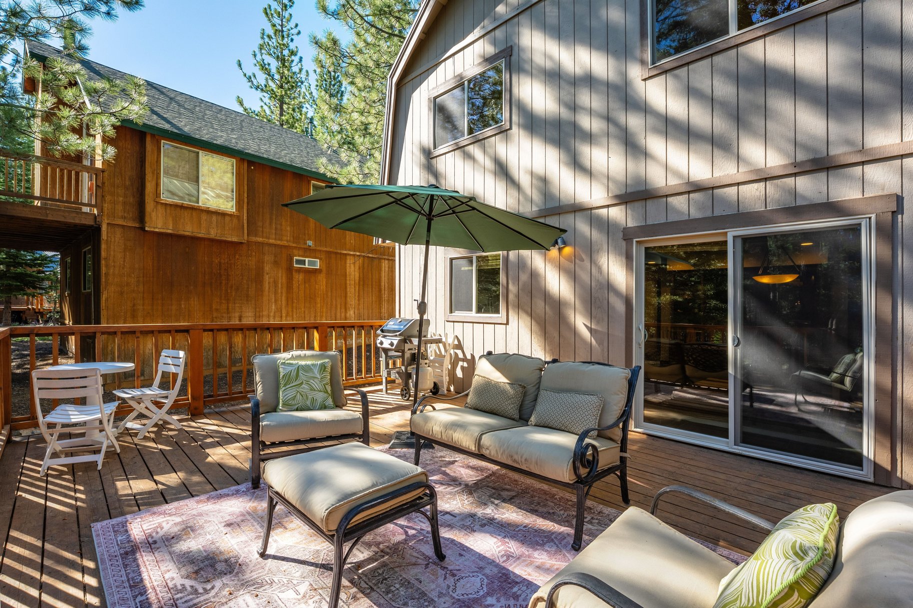  Updated Tahoe Donner retreat with a greenbelt setting - 物件實景