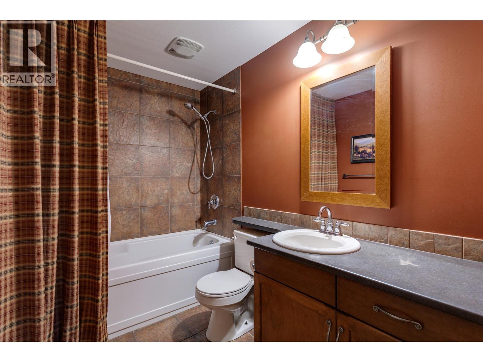 KELOWNA, British Columbia, V1V 2V9, CA, 2 Bedrooms Bedrooms, ,2 BathroomsBathrooms,Residential,For Sale,1960858