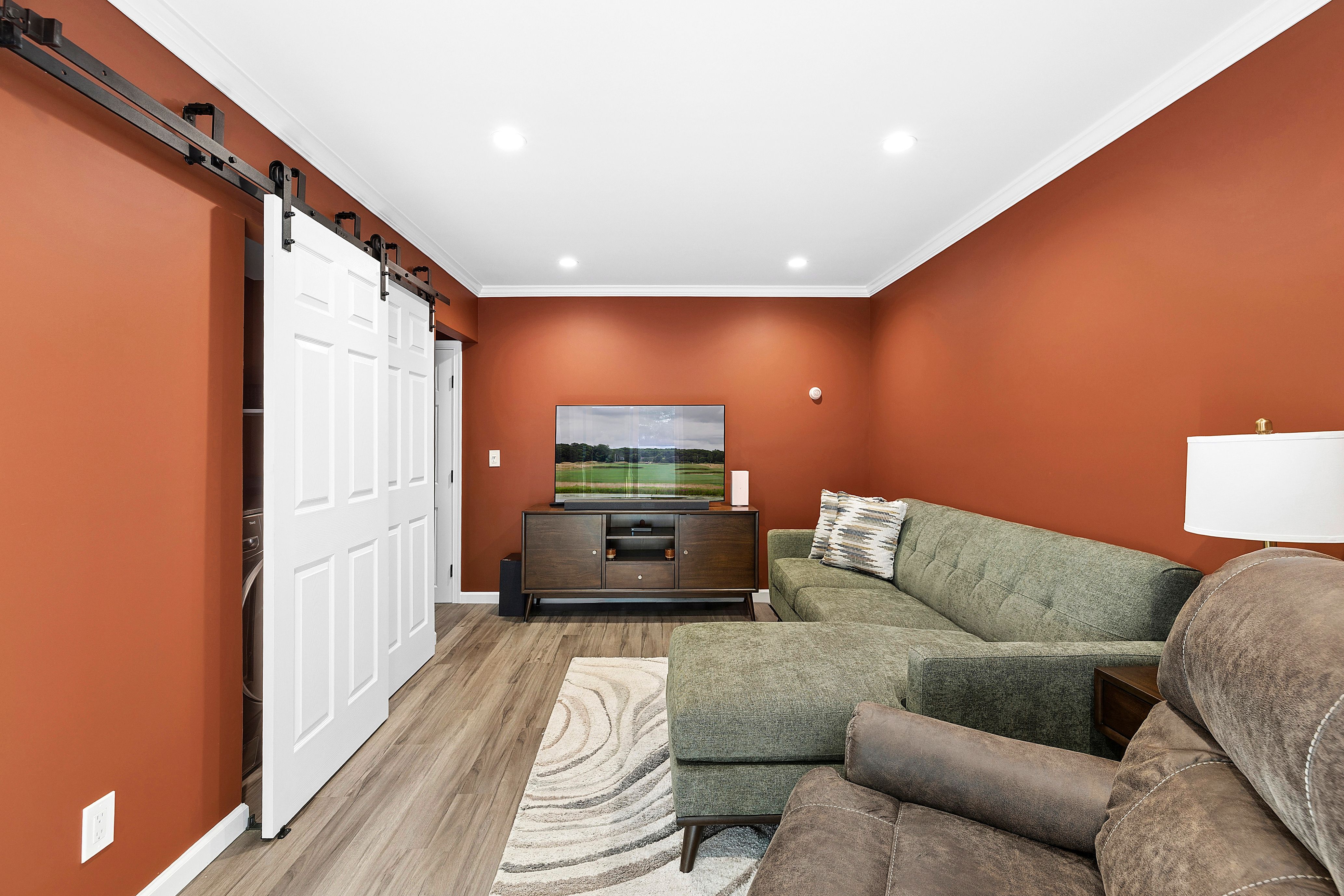  17 Harmony Lane, Glen Cove, NY, 11542 - 物件實景