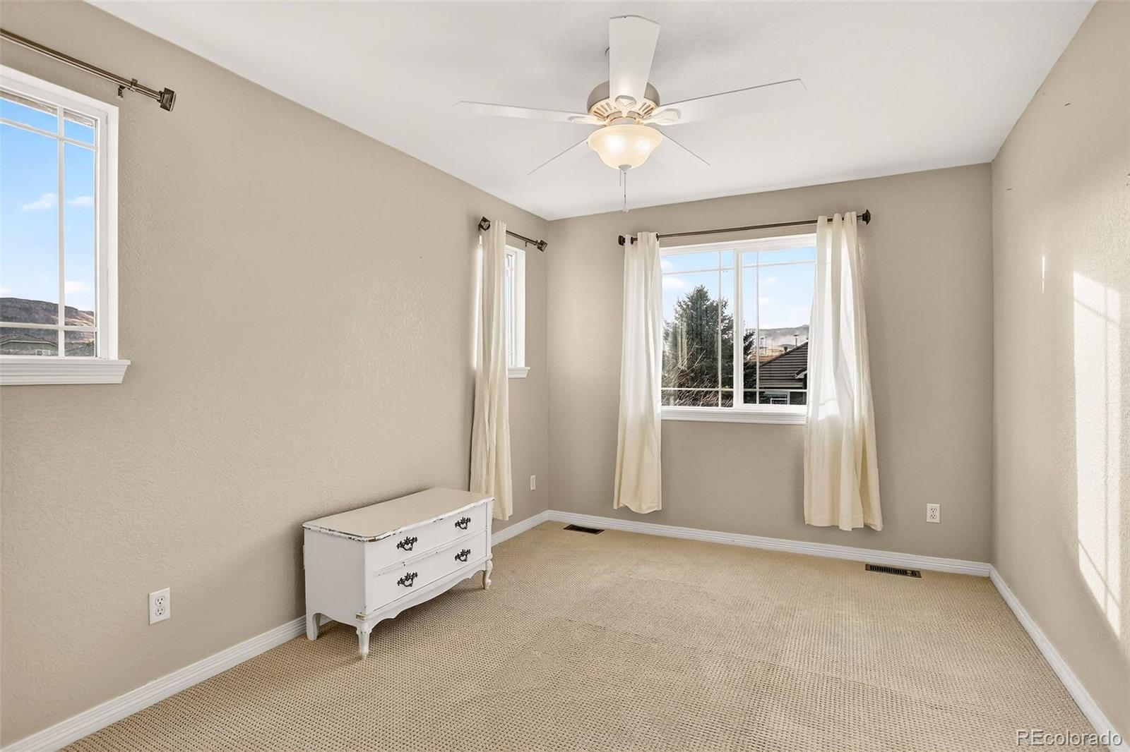 Arvada, Colorado, 80007, United States, 3 Bedrooms Bedrooms, ,3 BathroomsBathrooms,Residential,For Sale,1993132