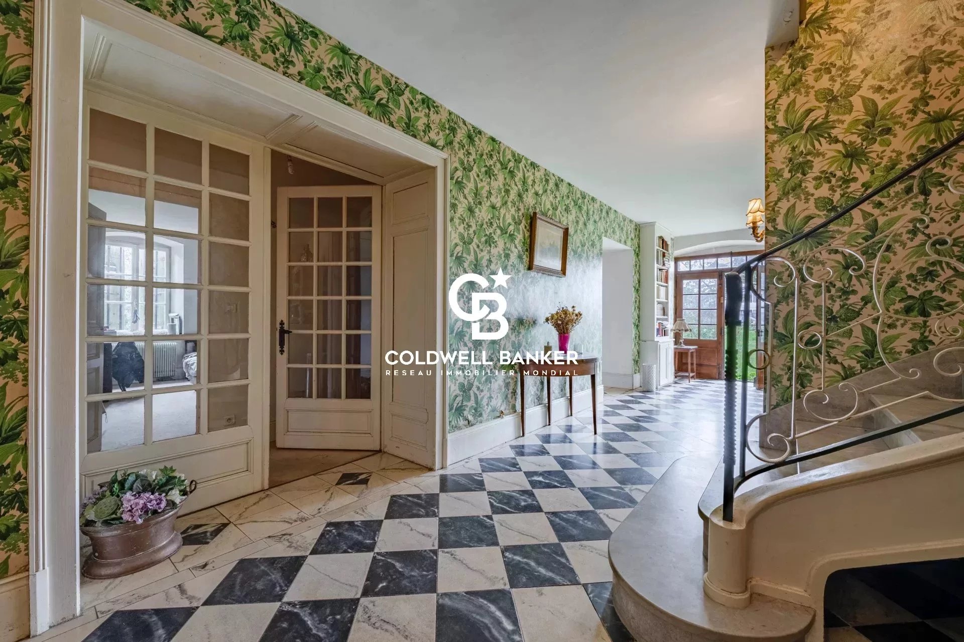 Douvaine, Auvergne-Rhône-Alpes, 74140, FR, ,4 BathroomsBathrooms,Residential,For Sale,1994412