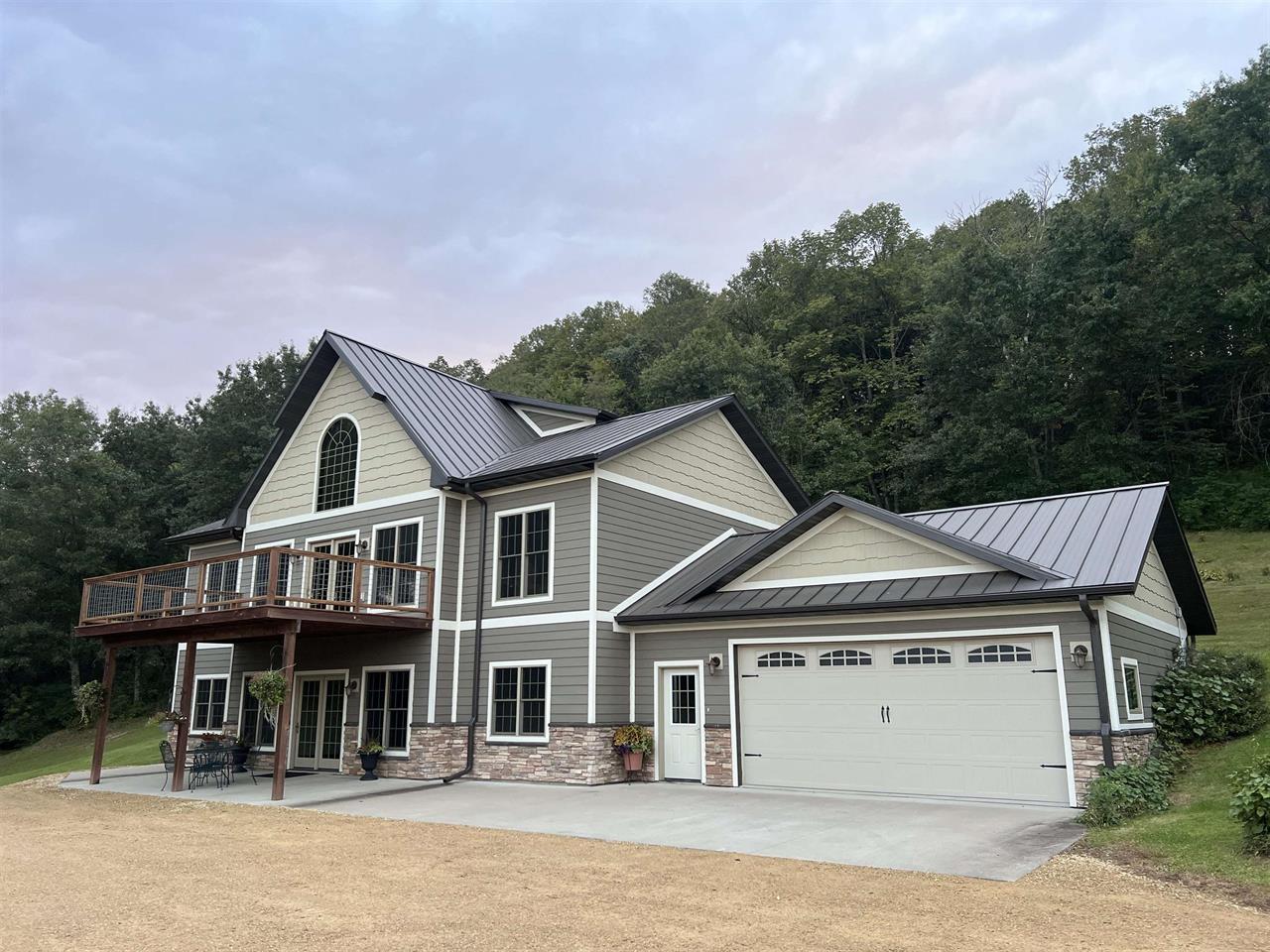 Westby, Wisconsin, 54667, United States, 3 Bedrooms Bedrooms, ,3 BathroomsBathrooms,Residential,For Sale,1977148