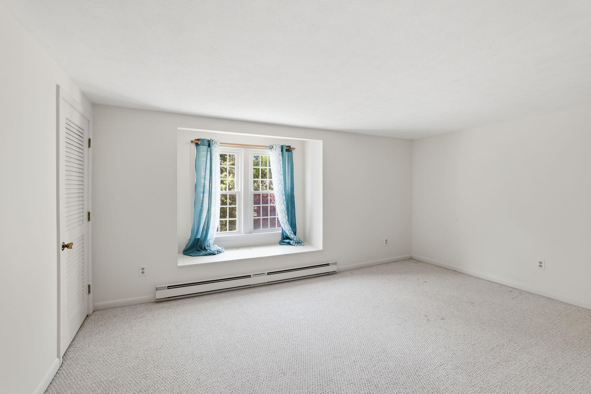  374 Davisville Road UNIT B4 - 物件實景