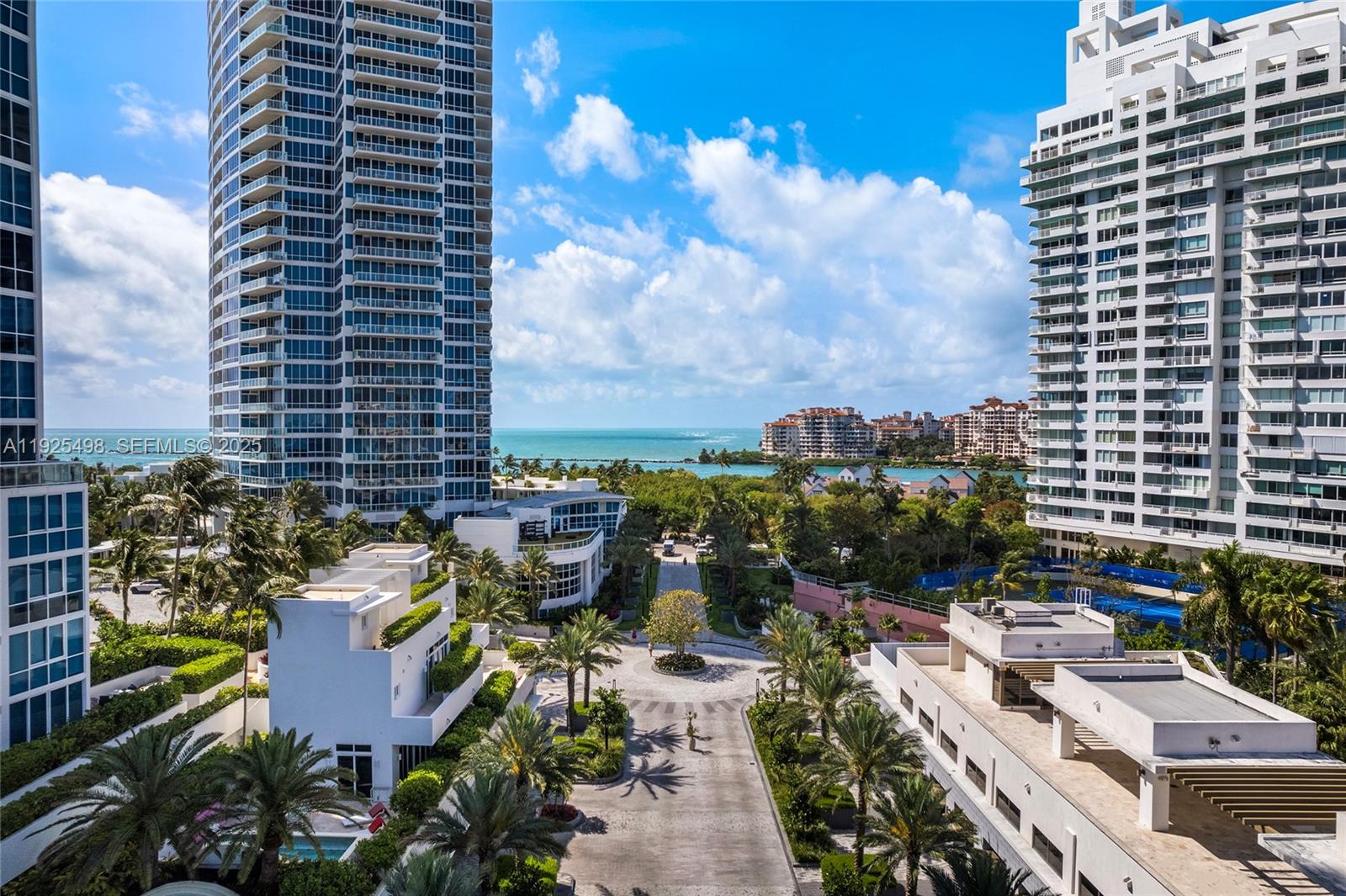 Miami Beach, Florida, 33139, United States, 3 Bedrooms Bedrooms, ,4 BathroomsBathrooms,Residential,For Sale,2003256
