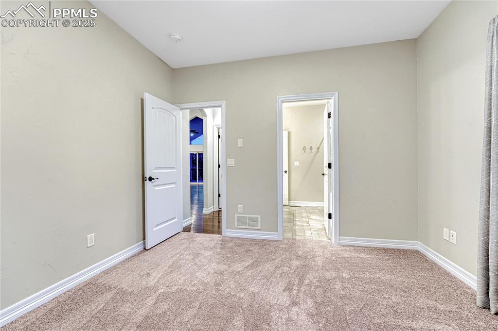 Colorado Springs, Colorado, 80921, United States, 5 Bedrooms Bedrooms, ,4 BathroomsBathrooms,Residential,For Sale,1939279