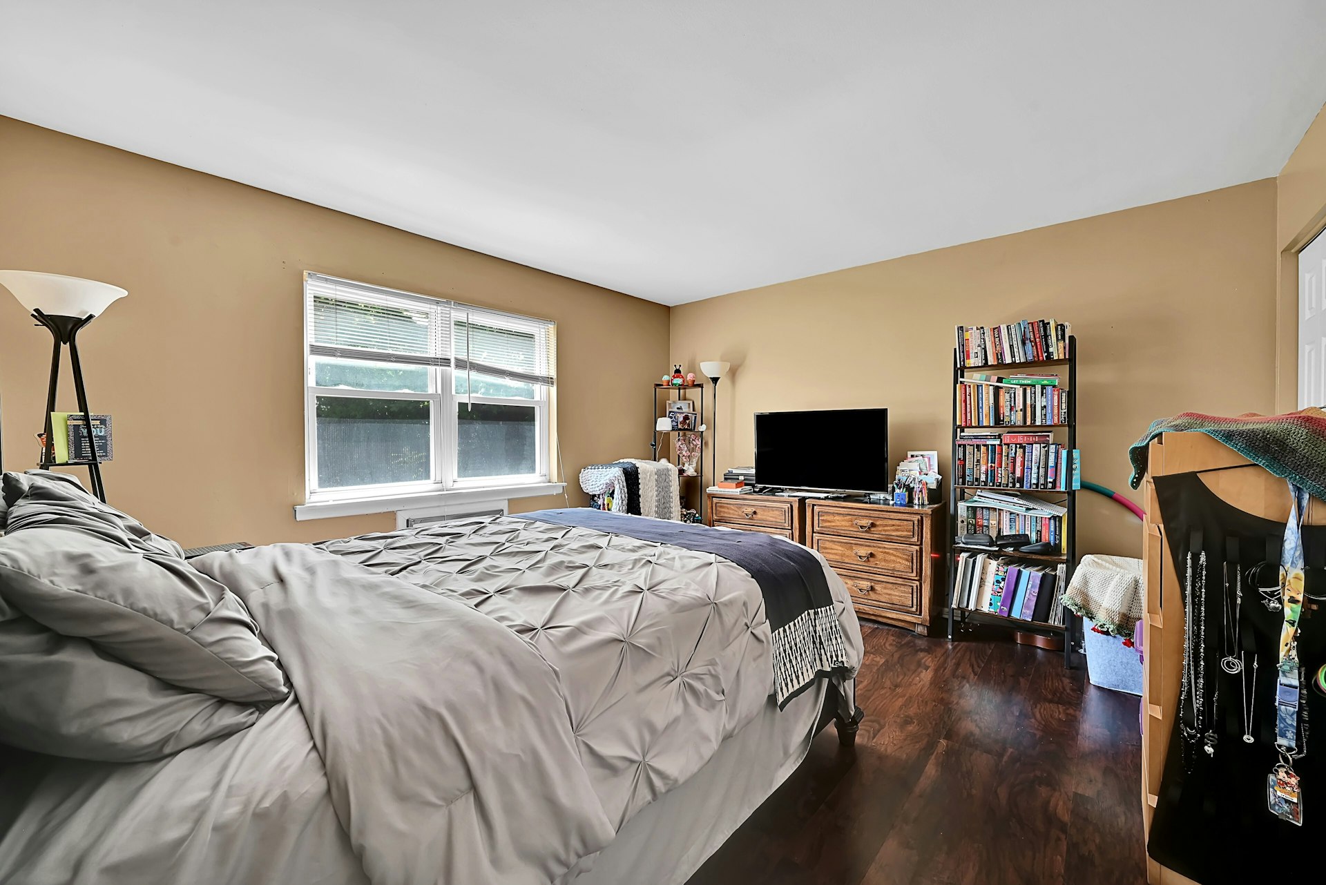 2 Radio Avenue, Secaucus, NJ 07094 - 物件實景