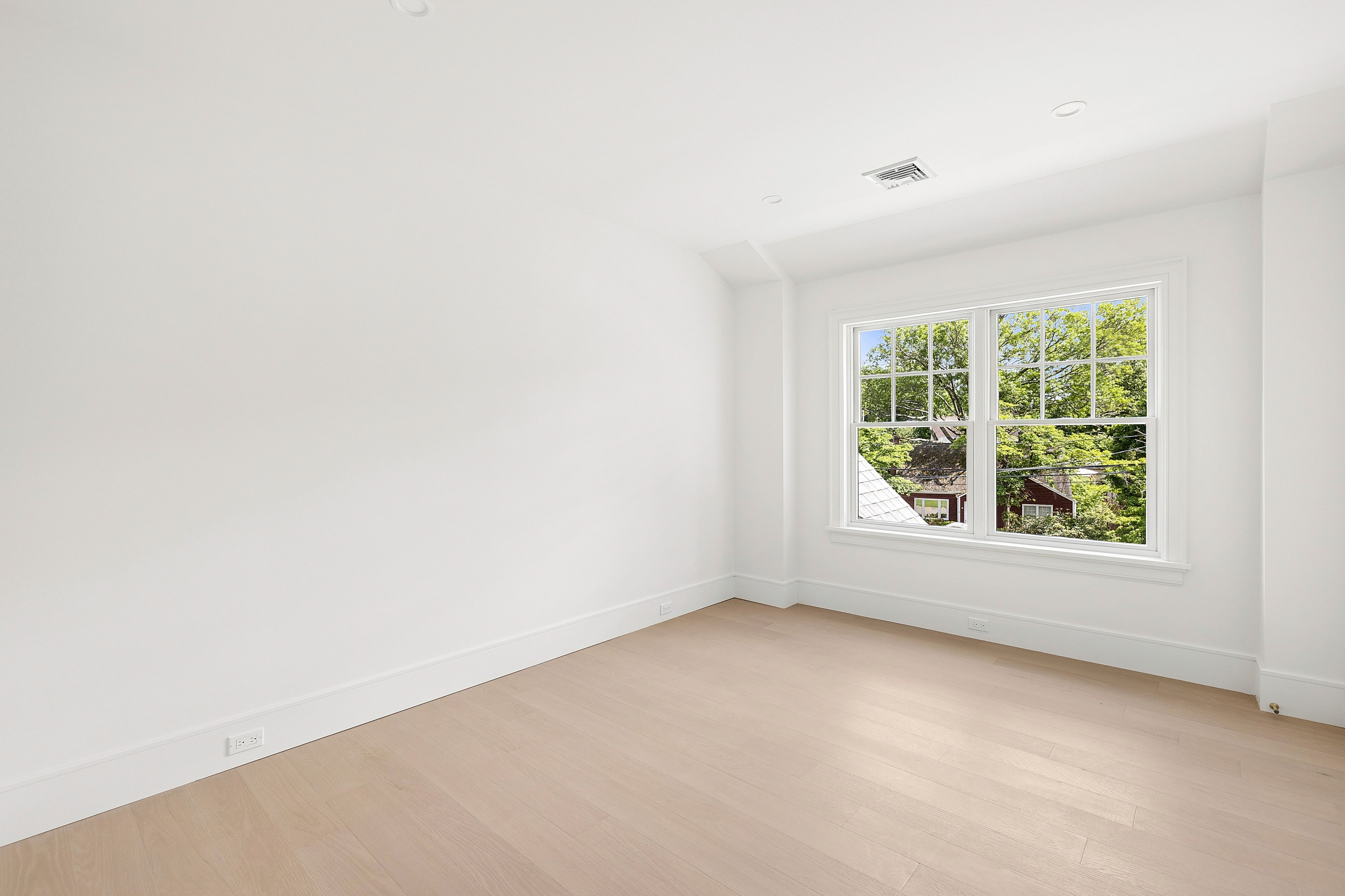  8 Club Road, Sea Cliff, NY 11579 - 物件實景