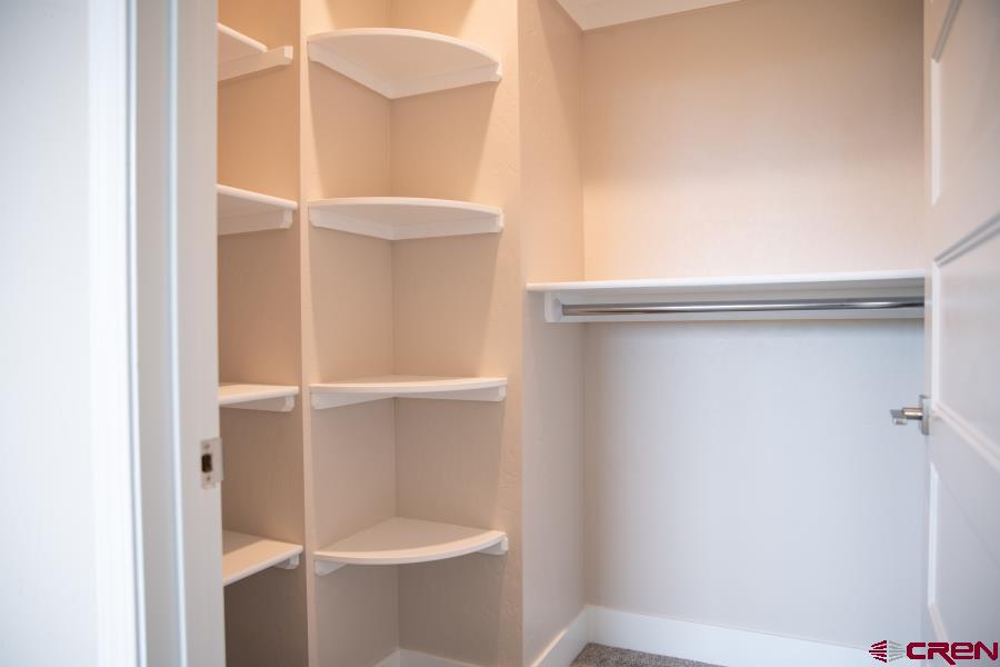 Montrose, Colorado, 81401, United States, 3 Bedrooms Bedrooms, ,2 BathroomsBathrooms,Residential,For Sale,1709571