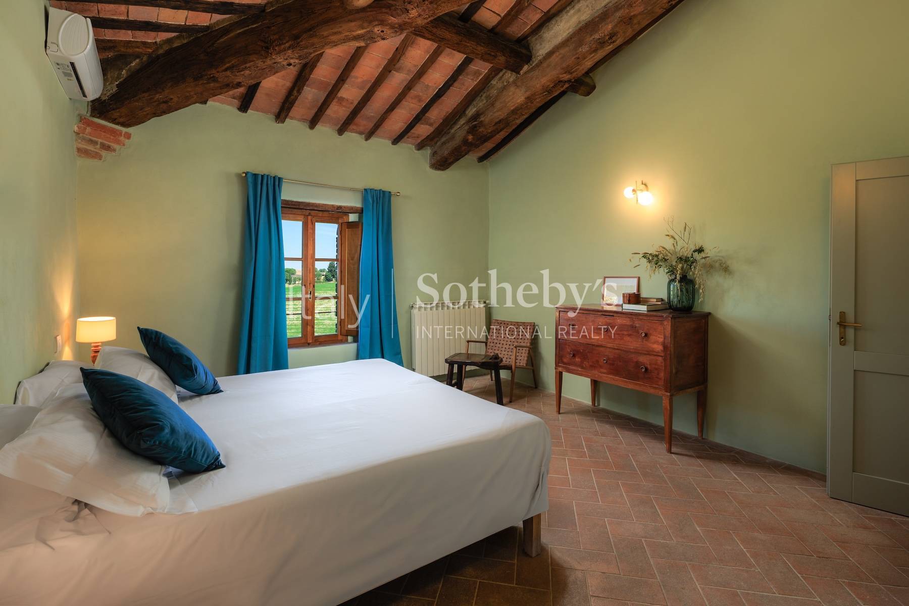  Prestigious estate with historic hamlet and winery - 物件實景