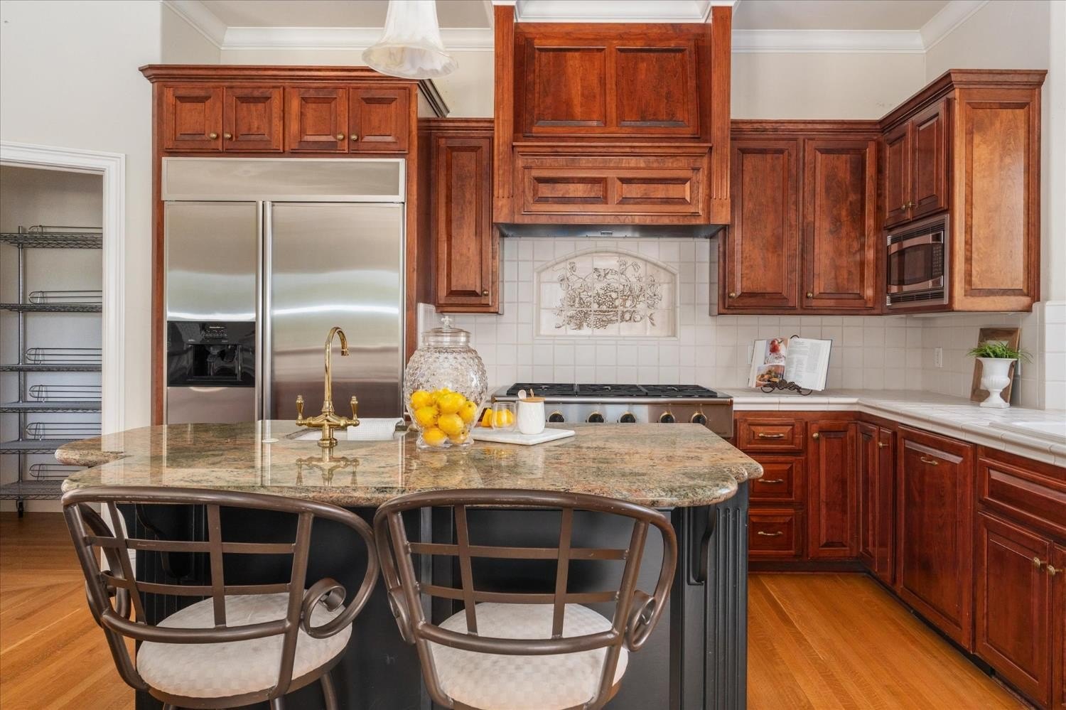 Angels Camp, California, 95222, United States, 5 Bedrooms Bedrooms, ,5 BathroomsBathrooms,Residential,For Sale,1979425