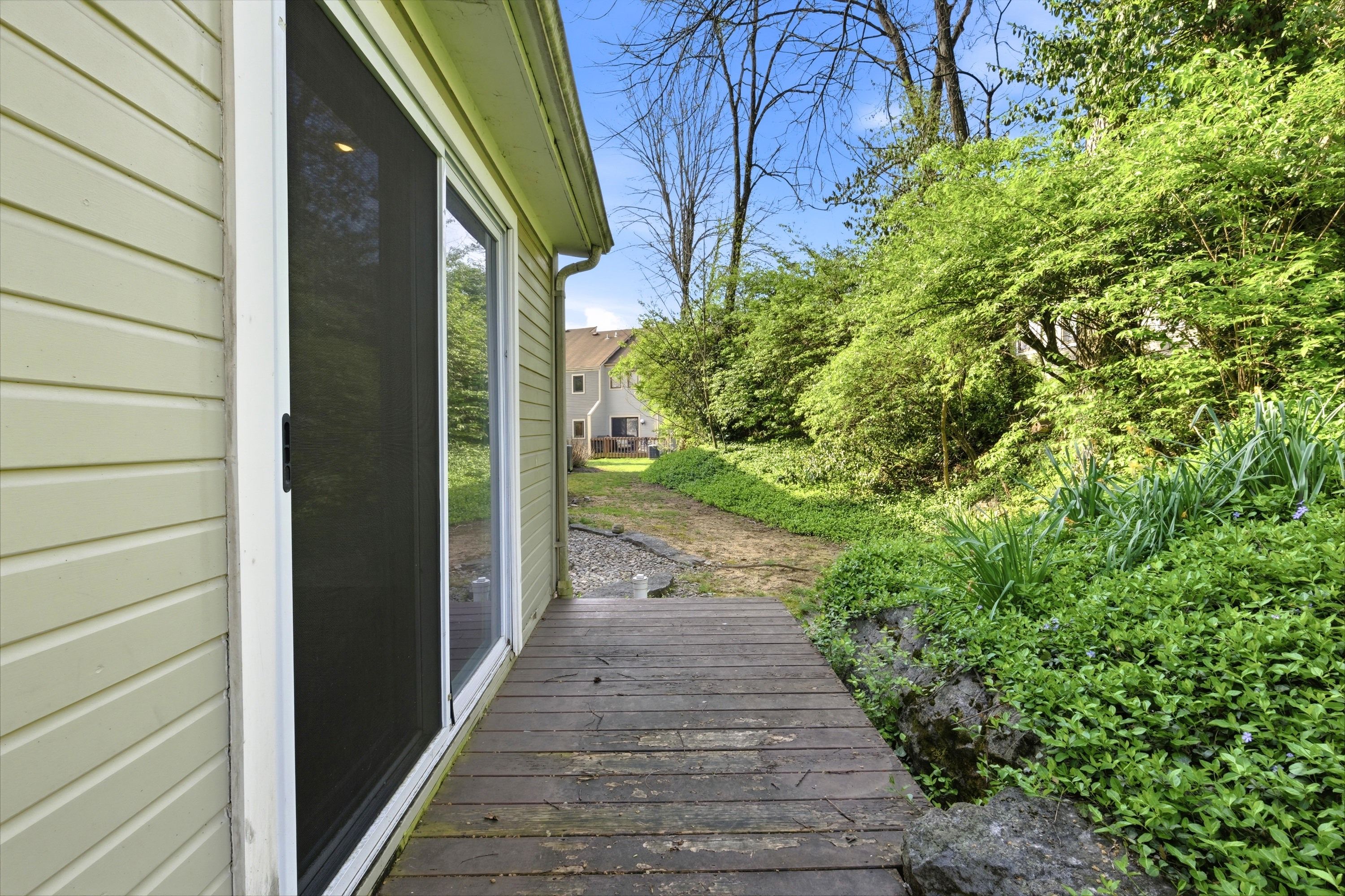  421 Ledgeview Park Drive, Louisville, KY 40206 - 物件實景