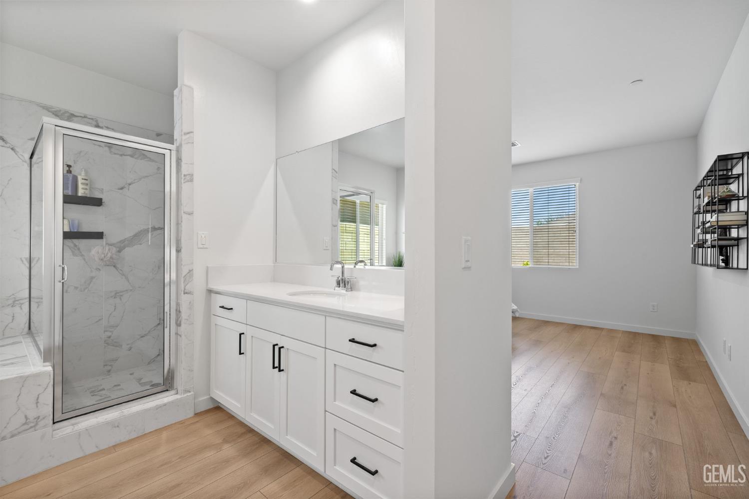 Bakersfield, California, 93311, United States, 5 Bedrooms Bedrooms, ,3 BathroomsBathrooms,Residential,For Sale,1908914