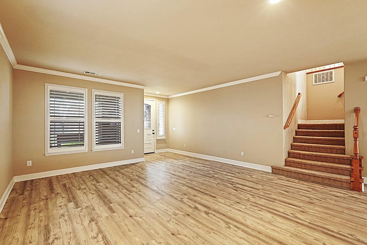 Valley Springs, California, 95252, United States, 3 Bedrooms Bedrooms, ,3 BathroomsBathrooms,Residential,For Sale,2005908