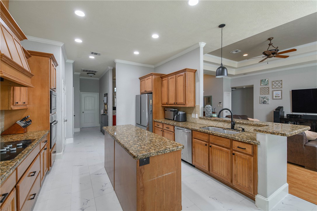 College Station, Texas, 77845, United States, 5 Bedrooms Bedrooms, ,4 BathroomsBathrooms,Residential,For Sale,1979920