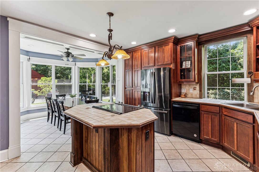 Miami Twp, Ohio, 45150, United States, 4 Bedrooms Bedrooms, ,3 BathroomsBathrooms,Residential,For Sale,1877279
