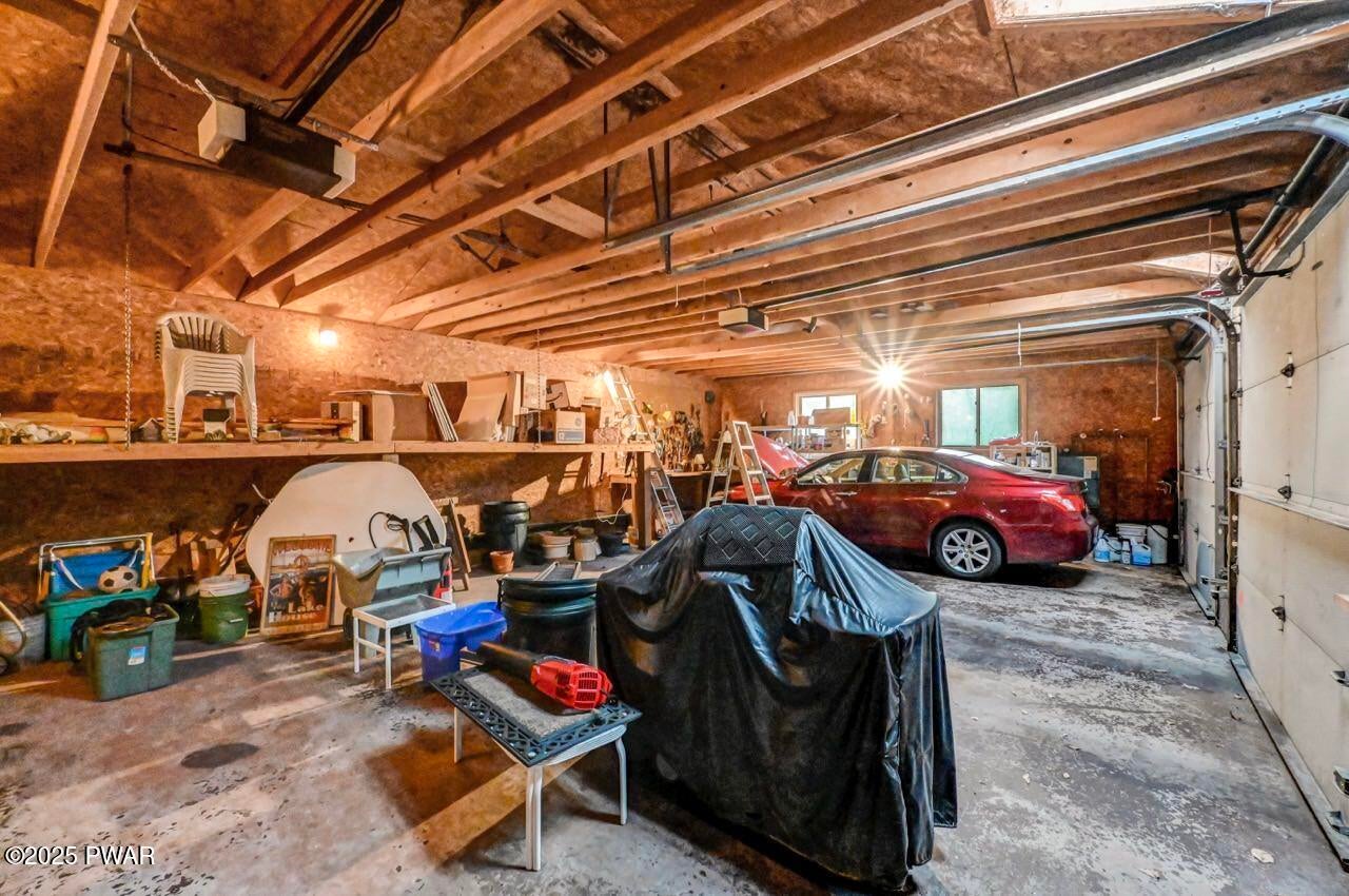 Lords Valley, Pennsylvania, 18428, United States, 5 Bedrooms Bedrooms, ,3 BathroomsBathrooms,Residential,For Sale,1977416